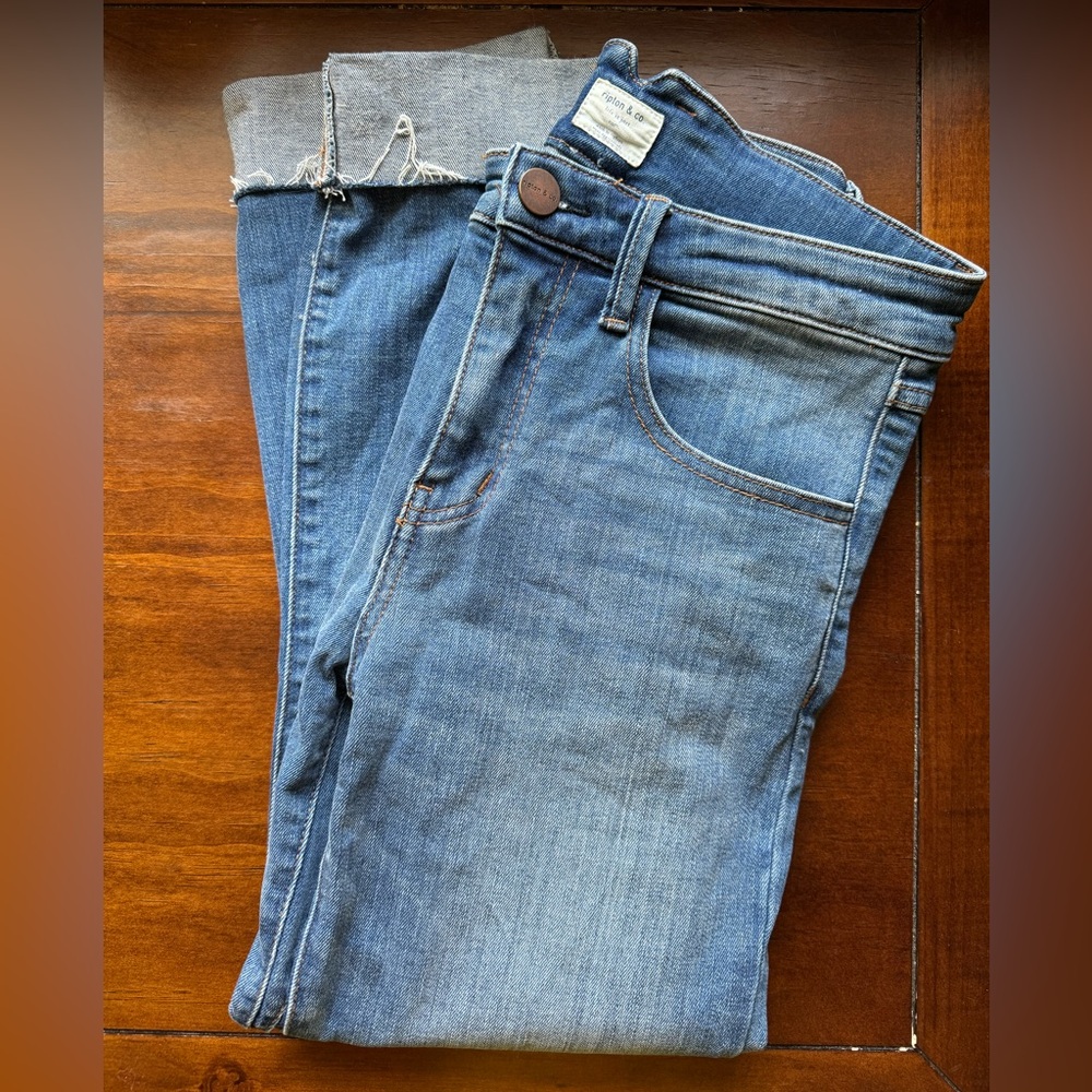 Ripton, Women’s Classic Jeans, Light Wash, 28, Lightly Used.